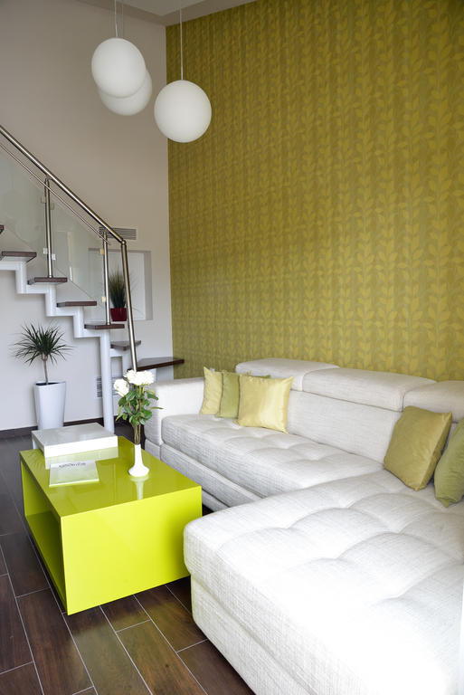 Glicinia Hotel Golden Sands Quarto foto